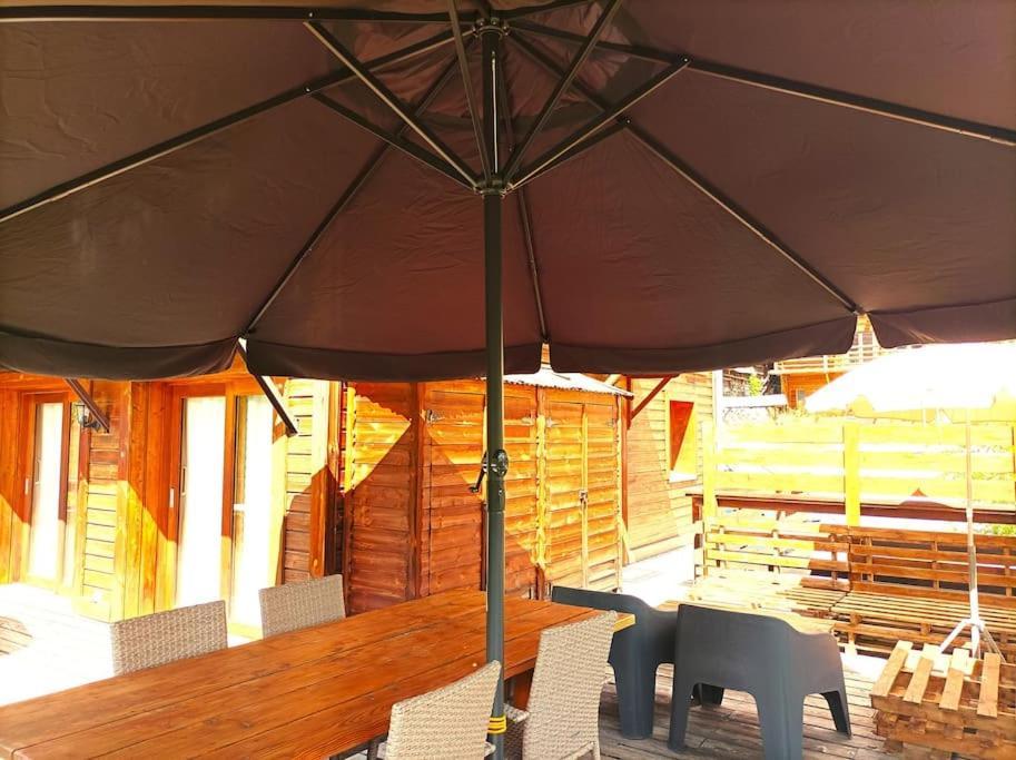 Appart T3 Avec Terrasse De 60M2 Chalet Le Coucou Allos Exterior photo