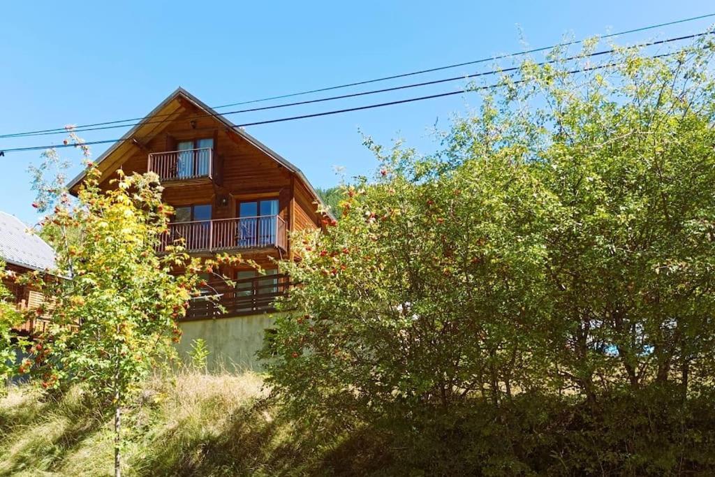 Appart T3 Avec Terrasse De 60M2 Chalet Le Coucou Allos Exterior photo
